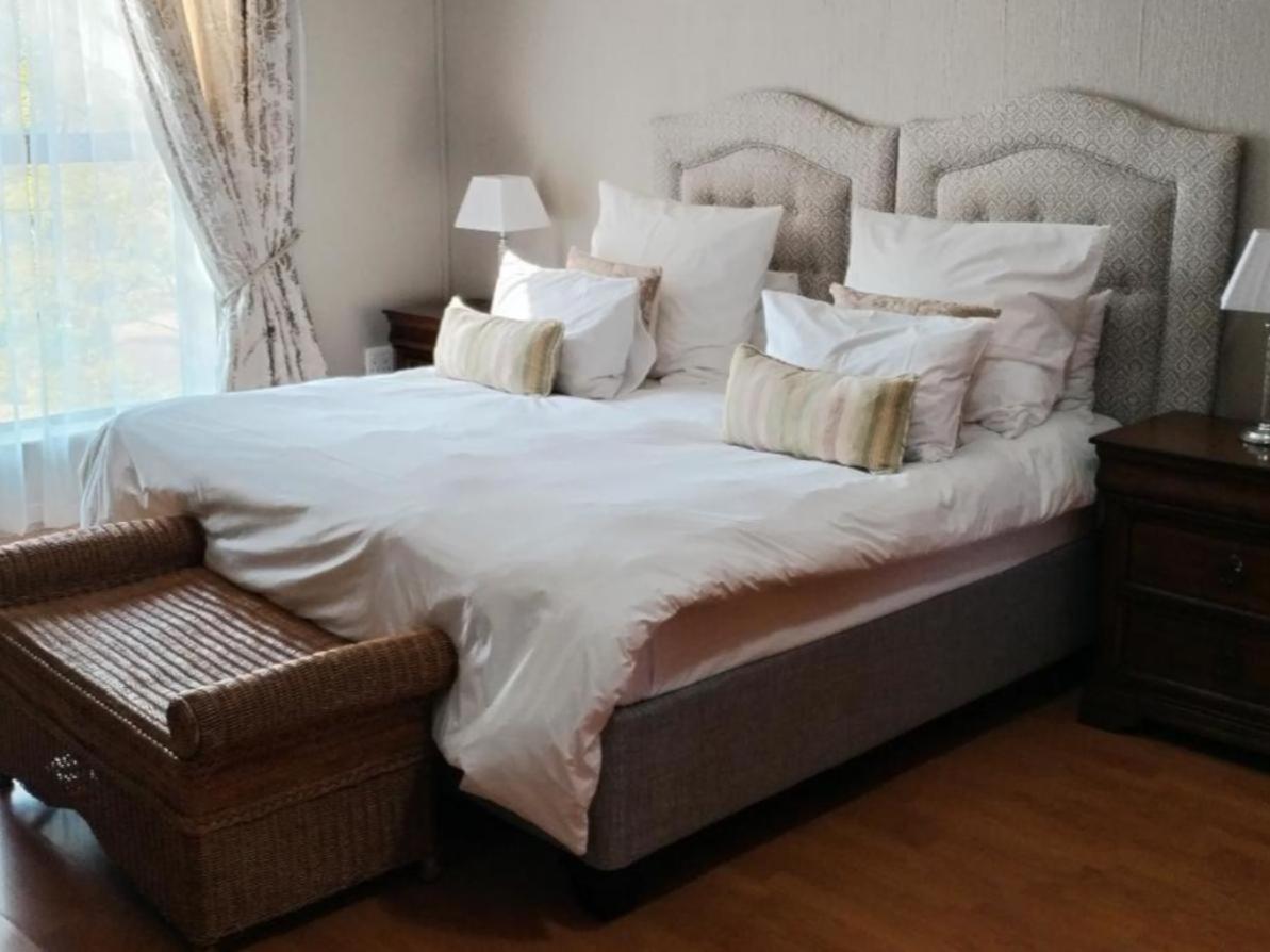 Hole In One Hotell Roodepoort Eksteriør bilde