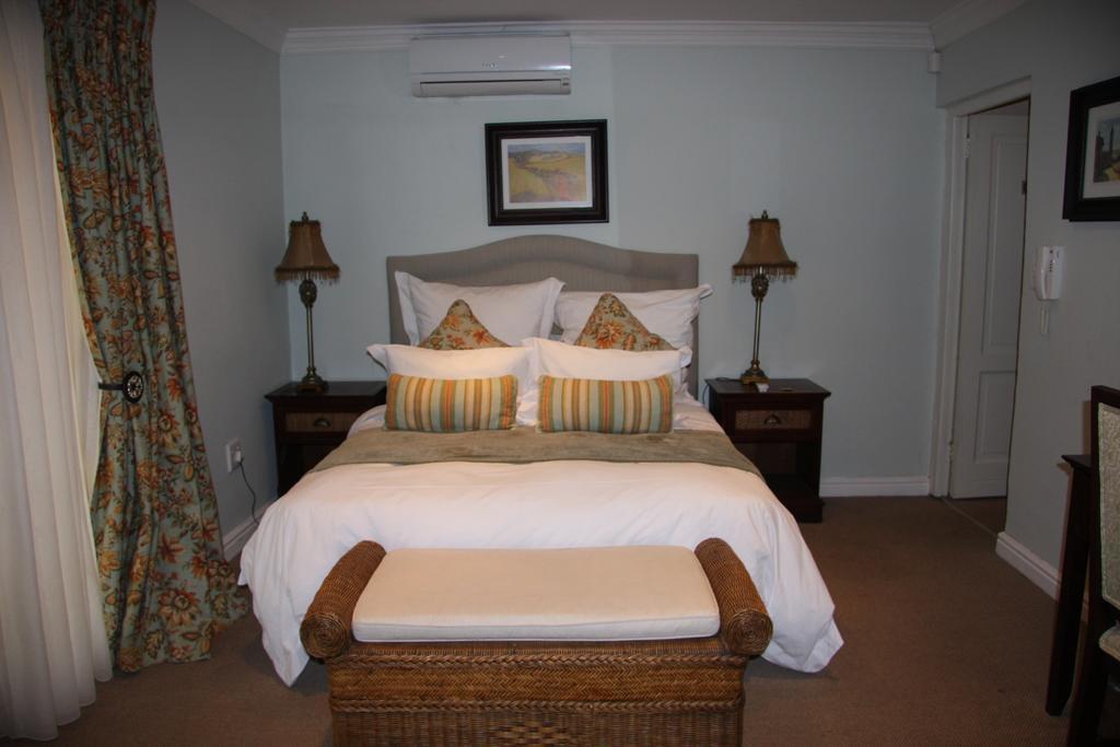 Hole In One Hotell Roodepoort Eksteriør bilde